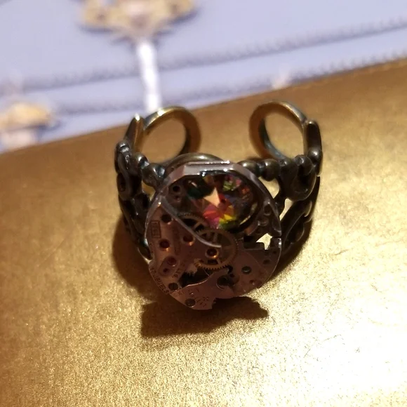 Vintage Steampunk Rainbow Crystal Ring - Picture 4 of 7